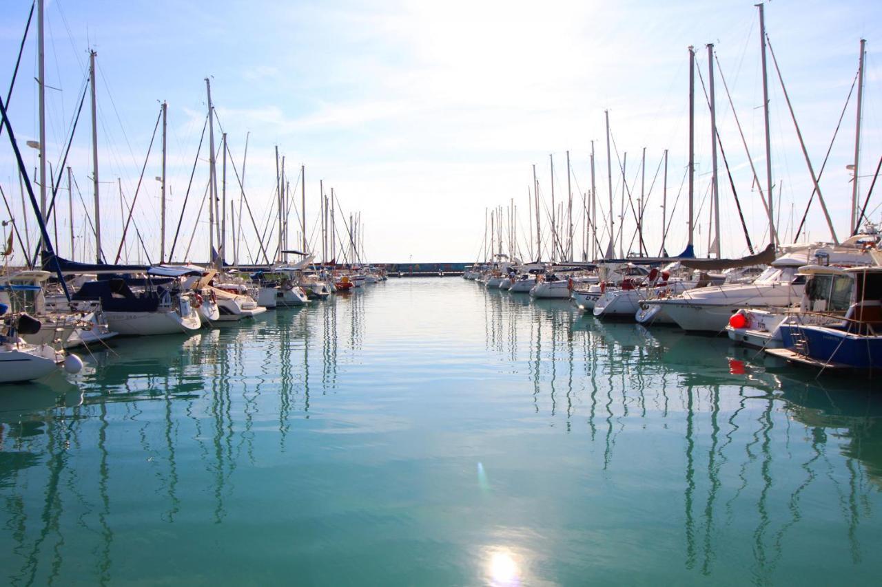 Global Properties, Apartamento De 2 Habitaciones Con Gran Terraza En Gran Canet Канет-де-Беренгер Экстерьер фото